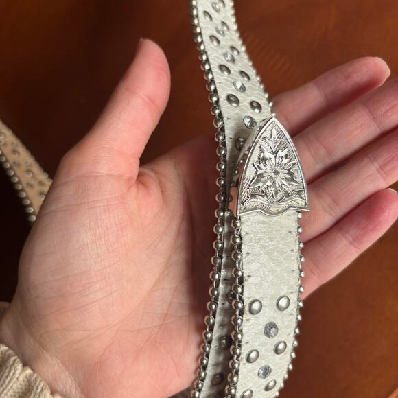Vintage White Snakeskin Rhinestoned Western Belt Low Rise Small Medium - Picture 4 of 7